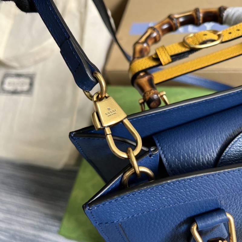Gvc*1 tote bags